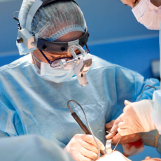 Operación de Ligadura de Hemorroides con Bandas Elásticas