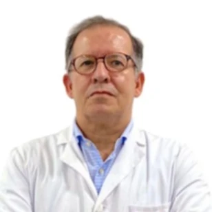 Dr. Julián Fernández González