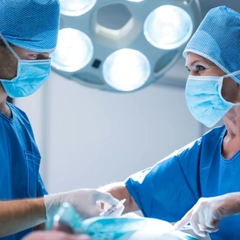 Operación de Hernia Epigástrica (tratamiento quirúrgico)