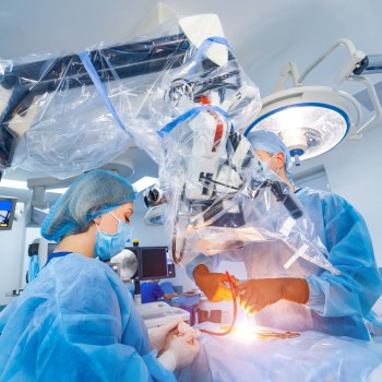 Operación de Cáncer de Próstata con Robot Da Vinci (Prostatectomía Radical)