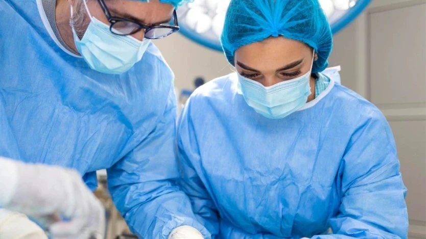 Cirugía de hernia inguinal por laparoscopia